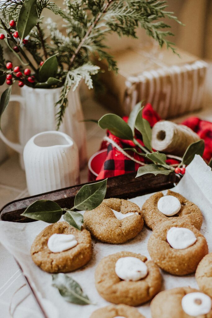 This image has an empty alt attribute; its file name is priscilla-du-preez-SpmxmZmpBvE-unsplash-683x1024.jpg