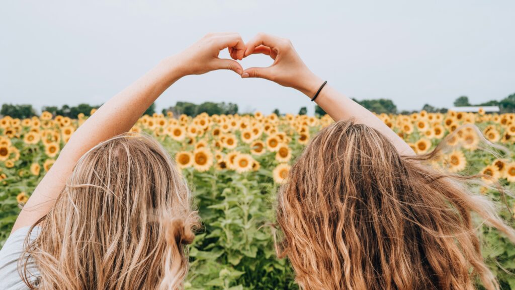 lauren-richmond-JZg77hPWmdU-unsplash